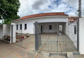 Foto 1 de Casa com 4 Quartos à venda, 237m² em Vila José Bonifácio, Araraquara