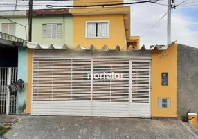 Foto 1 de Sobrado com 3 Quartos à venda, 180m² em Jardim Vivan, São Paulo