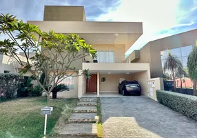 Foto 1 de Casa de Condomínio com 4 Quartos à venda, 287m² em Jardins Valencia, Goiânia