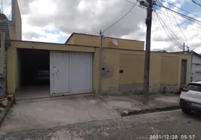 Foto 1 de Casa com 5 Quartos à venda, 150m² em Nossa Senhora do Carmo, Contagem