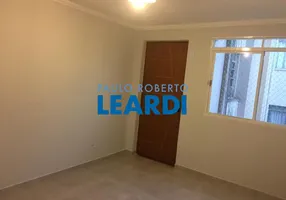 Foto 1 de Apartamento com 2 Quartos à venda, 48m² em Condomínio Berbari II , Bragança Paulista