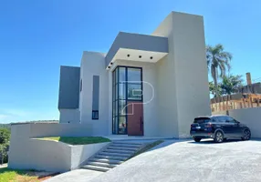 Foto 1 de Casa de Condomínio com 3 Quartos à venda, 350m² em Golf Garden, Carapicuíba