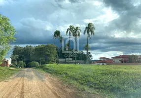 Foto 1 de Lote/Terreno à venda, 450m² em Condominio Ninho Verde I, Porangaba