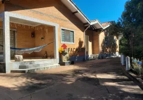 Foto 1 de Fazenda/Sítio com 4 Quartos à venda, 176m² em Centro, Ouro Fino