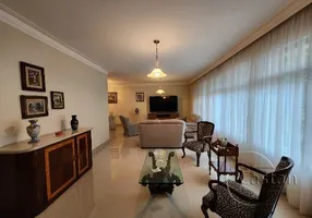 Foto 1 de Casa com 3 Quartos à venda, 384m² em Móoca, São Paulo