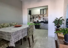 Foto 1 de Casa com 3 Quartos à venda, 200m² em Milionários, Belo Horizonte