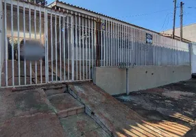 Foto 1 de Casa com 2 Quartos à venda, 70m² em Canadá, Cascavel