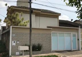 Foto 1 de Sobrado com 4 Quartos à venda, 300m² em Residencial Porto Seguro, Goiânia