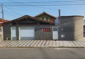 Foto 1 de Casa com 2 Quartos à venda, 122m² em Vila Tupi, Praia Grande