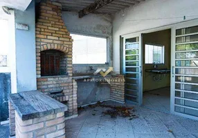 Foto 1 de Sobrado com 3 Quartos para venda ou aluguel, 330m² em Vila Vilma, Santo André