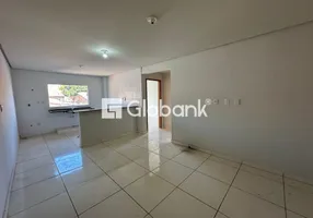 Foto 1 de Apartamento com 2 Quartos para venda ou aluguel, 58m² em Vila Mauricéia, Montes Claros