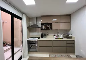 Foto 1 de Casa de Condomínio com 3 Quartos à venda, 106m² em Vila Zelina, São Paulo