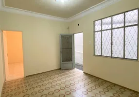 Foto 1 de Casa com 2 Quartos para alugar, 60m² em Cavalcânti, Rio de Janeiro