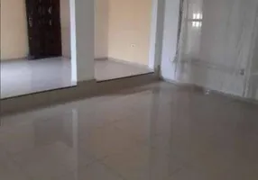 Foto 1 de Sobrado com 3 Quartos à venda, 128m² em Vila Voturua, São Vicente