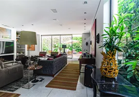 Foto 1 de Sobrado com 3 Quartos à venda, 435m² em Jardim Paulistano, São Paulo