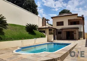 Foto 1 de Casa de Condomínio com 4 Quartos à venda, 450m² em Granja Viana, Cotia