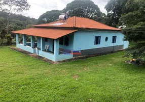 Foto 1 de Fazenda/Sítio com 3 Quartos à venda, 220m² em , Florestal