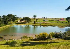 Foto 1 de Casa de Condomínio com 2 Quartos à venda, 300m² em Setor Leste, Brasília