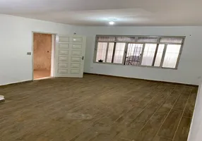 Foto 1 de Sobrado com 3 Quartos para alugar, 120m² em Vila Brasilina, São Paulo