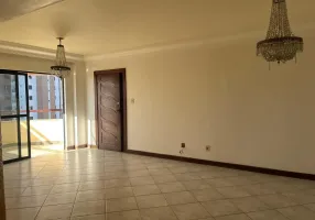 Foto 1 de Apartamento com 4 Quartos para venda ou aluguel, 145m² em Capuchinhos, Feira de Santana