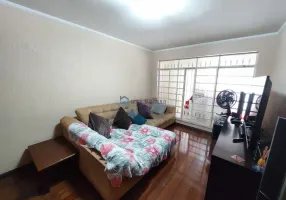 Foto 1 de Sobrado com 3 Quartos à venda, 145m² em Jardim Oriental, São Paulo