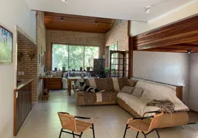 Foto 1 de Casa com 3 Quartos à venda, 246m² em Sausalito, Mairiporã