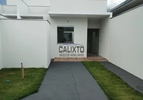 Foto 1 de Casa com 3 Quartos à venda, 80m² em Novo Mundo, Uberlândia