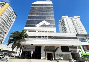 Foto 1 de Sala Comercial à venda, 30m² em Estreito, Florianópolis