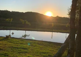 Foto 1 de Fazenda/Sítio com 4 Quartos à venda, 500m² em Roça Velha, São José dos Pinhais