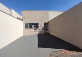 Foto 1 de Casa com 2 Quartos à venda, 70m² em Shopping Park, Uberlândia