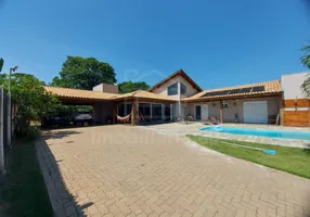 Foto 1 de Casa com 3 Quartos à venda, 400m² em , Dois Córregos