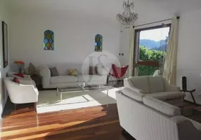Foto 1 de Casa com 4 Quartos à venda, 383m² em Quitandinha, Petrópolis