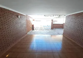 Foto 1 de Casa com 3 Quartos à venda, 165m² em Ipiranga, Ribeirão Preto