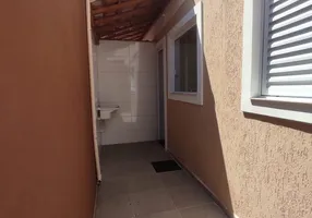 Foto 1 de Casa de Condomínio com 2 Quartos à venda, 48m² em Aviação, Praia Grande