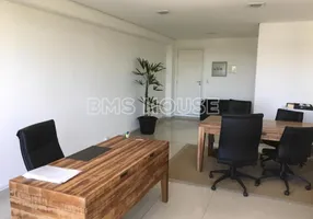 Foto 1 de Imóvel Comercial à venda, 46m² em Granja Viana, Cotia