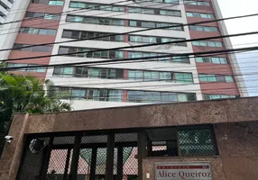 Foto 1 de Apartamento com 4 Quartos à venda, 132m² em Rosarinho, Recife