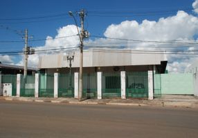 Foto 1 de Galpão/Depósito/Armazém para alugar, 1270m² em Santa Maria, Brasília