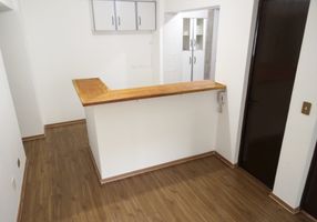 Apartamento com 1 Quarto à venda, 37m² em Centro, Curitiba - imagem 1 Foto 1 de Apartamento com 1 Quarto à venda, 37m² em Centro, Curitiba