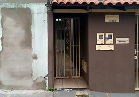 Foto 1 de Casa com 2 Quartos para alugar, 52m² em Vila Redenção, Goiânia