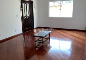 Foto 1 de Casa com 3 Quartos para alugar, 193m² em Vila Helena, Santo André