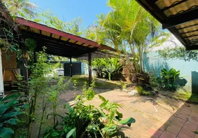 Foto 1 de Casa com 3 Quartos à venda, 247m² em Balneário Praia do Pernambuco, Guarujá