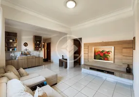 Foto 1 de Casa com 3 Quartos para alugar, 269m² em Setor Leste Universitário, Goiânia