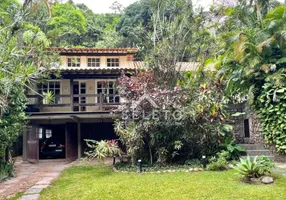 Foto 1 de Casa de Condomínio com 3 Quartos à venda, 193m² em Itaipu, Niterói