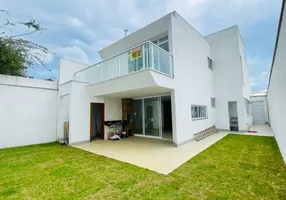 Foto 1 de Casa com 3 Quartos à venda, 368m² em São Pedro, Juiz de Fora