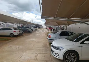 Foto 1 de Apartamento com 2 Quartos à venda, 50m² em Laranjeiras, Uberlândia