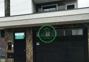 Foto 1 de Sobrado com 3 Quartos à venda, 204m² em Parque São Domingos, São Paulo