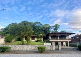 Foto 1 de Imóvel Comercial com 4 Quartos para venda ou aluguel, 423m² em América, Joinville