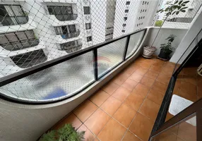 Foto 1 de Apartamento com 3 Quartos à venda, 142m² em Centro, Guarujá