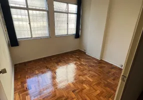 Foto 1 de Kitnet com 1 Quarto para alugar, 38m² em Centro, Rio de Janeiro