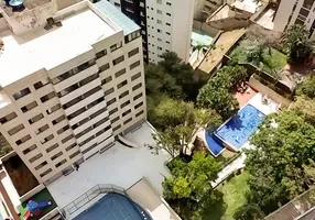 Foto 1 de Apartamento com 4 Quartos à venda, 136m² em Sion, Belo Horizonte